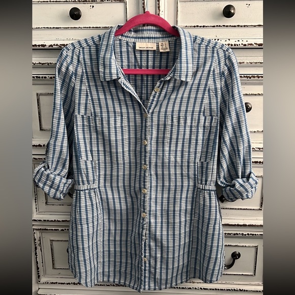 DKNY long sleeve button tan light weight button down with elastic waist size L - Picture 2 of 15